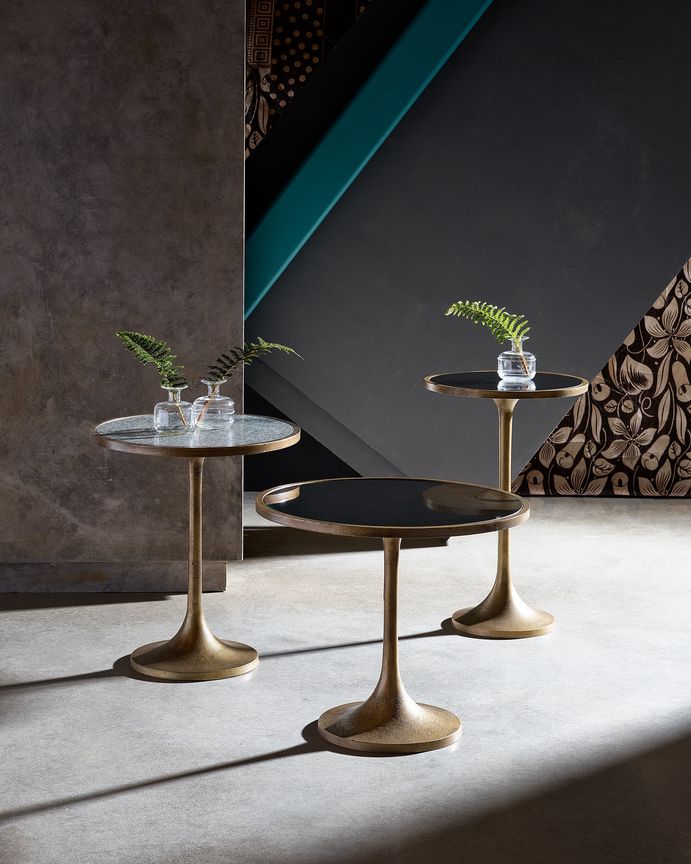 Nouveau Bunching Table Medium